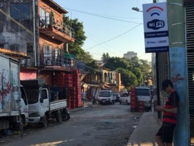 WIFI en barrio Ricardo Brugada beneficia a unas 2.500 personas - .::RADIO NACIONAL::.