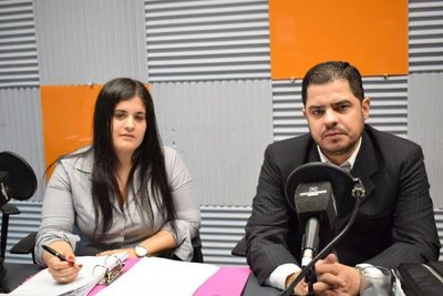 Joven que denunció a Kriskovich vive en Uruguay con estatus de refugiada