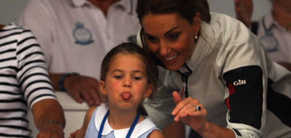 HOY / VIDEO| Rumores de infidelidad del príncipe, princesa sacando la lengua, cosas de la familia real