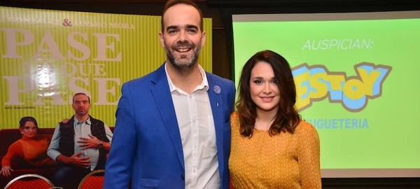 HOY / Continúan las funciones de 'Pase lo que pase' con Álvaro Mora y Lali González