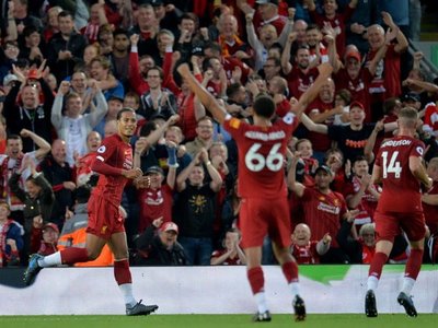 El Liverpool comienza la Premier a ritmo de 'Rock and Roll'