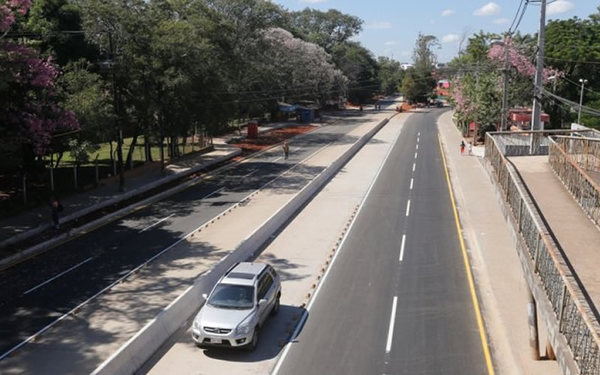 Metrobús: "Se va a seguir el mismo plan y es más que un balde de agua fria" » Ñanduti