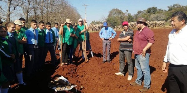 CHARLA DE CAPACITACIÓN SOBRE SIEMBRA Y PRODUCCIÓN DE PAPA EN EL NORDESTE DE ITAPÚA