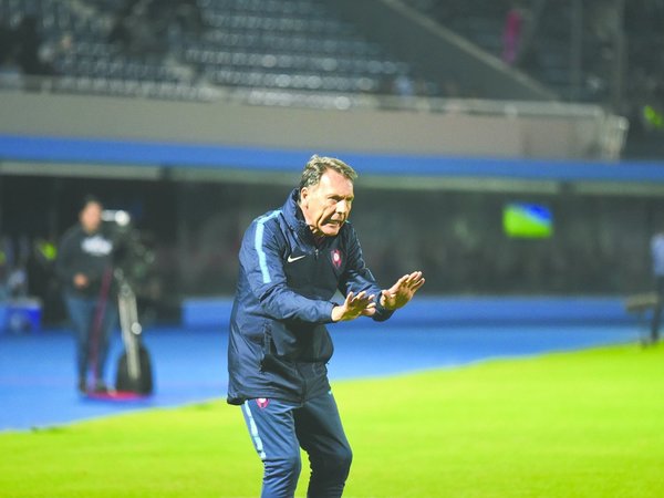 Russo pide a sus pupilos que sientan la camiseta