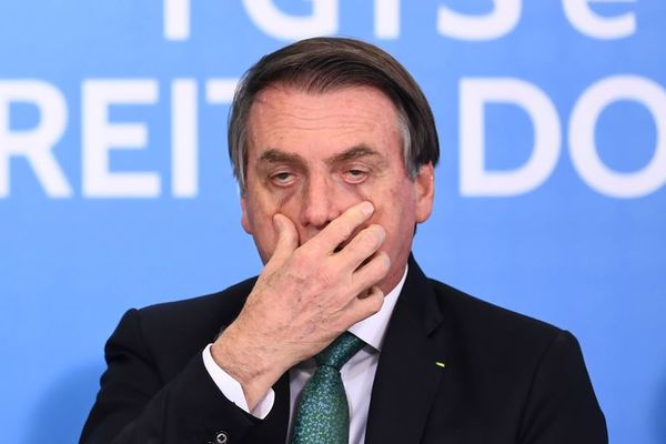 Bolsonaro propone “hacer caca día sí, día no” para preservar el medioambiente - Mundo - ABC Color