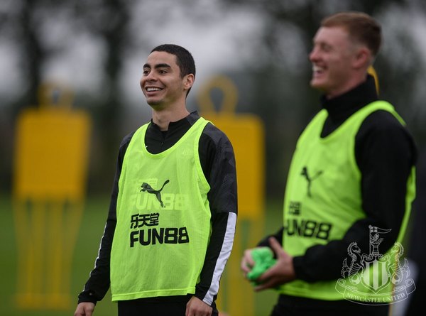 Arsenal, con dos bajas ante el Newcastle de Almirón