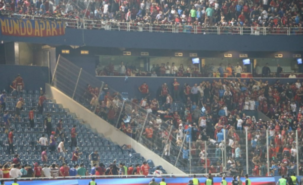 HOY / Sendas multas a San Lorenzo y Cerro Porteño