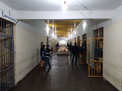 Inician programas de prevención de torturas en comisarías - Nacionales - ABC Color