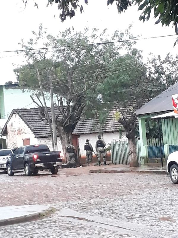 Detienen a sospechosos tras atentado en Junta Departamental - Nacionales - ABC Color