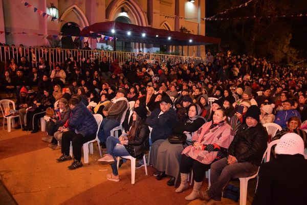 Gran concurrencia en Serenata a San Lorenzo - Nacionales - ABC Color