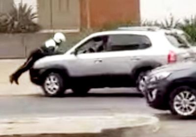 Conductor atropelló y luego golpeó a PMT - Judiciales y Policiales - ABC Color
