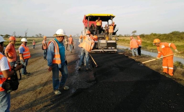 HOY / Asfaltado llega a Alto Paraguay con inicio de ruta Bioceánica