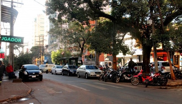 Volverán a cobrar por estacionamiento en el centro de CDE, desde el lunes - ADN Paraguayo
