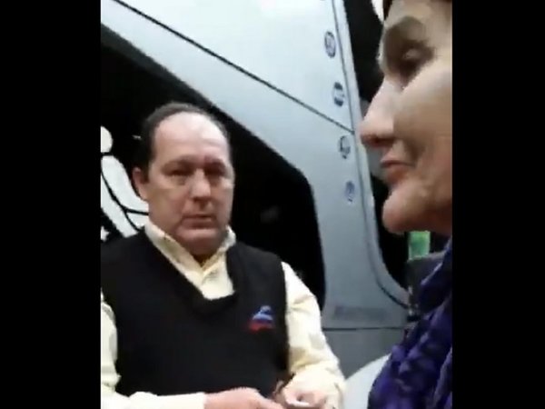 Empresa de transporte se negó a trasladar a anciana no vidente
