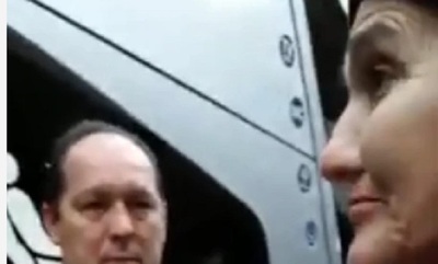 Guarda impide subir a adulta mayor no vidente a ómnibus, denuncian