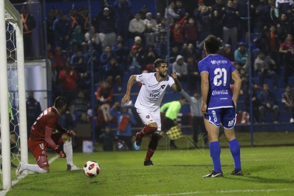 La racha de Larrivey con Cerro