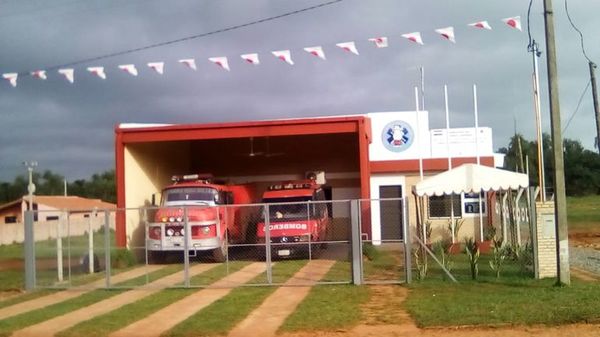 Atacan móvil de bomberos de Itá - Nacionales - ABC Color
