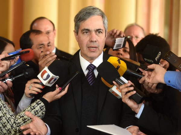 Ferreira y Cáceres ratifican que la ANDE fue ignorada