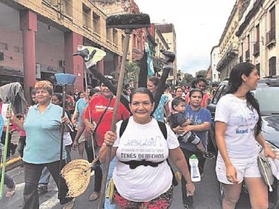 Fuga de más de 1.000 domésticos de registros del IPS, tras nueva ley