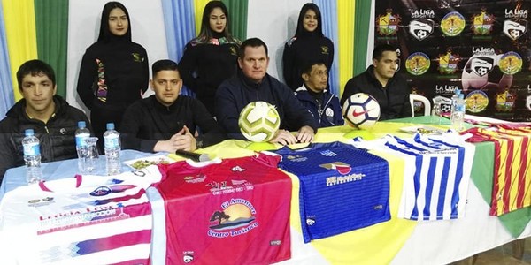 ENTREGAN ATUENDOS A CLUBES DE LA LIGA NVA. ALBORADA