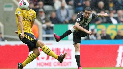 El Newcastle de Almirón cae ante el Arsenal  - Fútbol - ABC Color