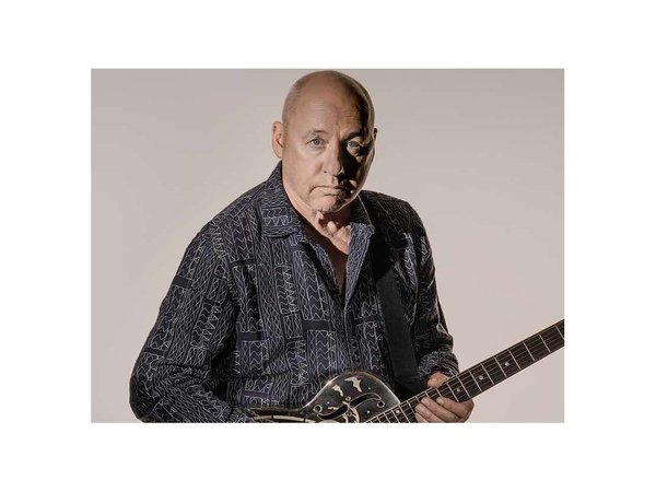 Cumple 70 años Mark Knopfler, la guitarra más personal del rock