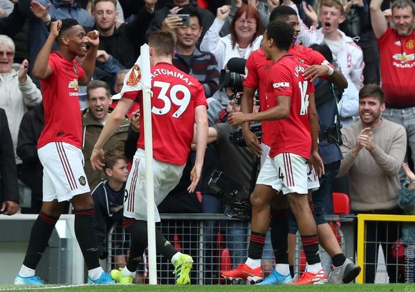 El United aplasta sin piedad al Chelsea