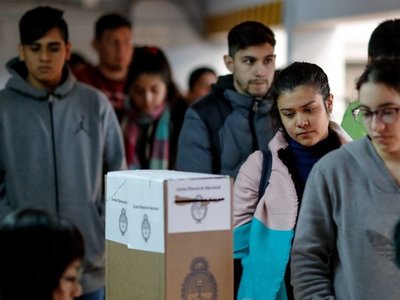 Ordenan dar resultado de primarias en Argentina tras el 10% escrutado