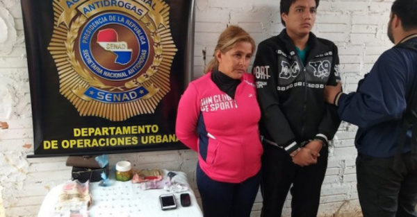 Pareja vendía chespi y terminó detenida