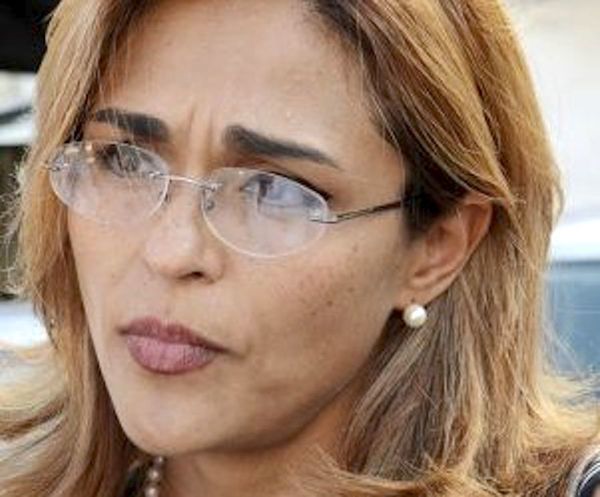 Médico acusa a fiscala de intento de extorsión