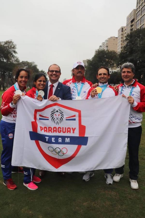 Golf suma tres medallas para Paraguay en día final de los Panamericanos | .::Agencia IP::.