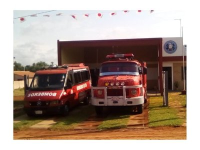 Pidieron ayuda a los bomberos pero era para asaltarlos