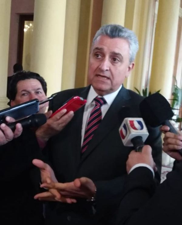 Juicio Político: “Presidente Abdo está en manos de sí mismo”, dice Villamayor - La Primera Mañana - ABC Color