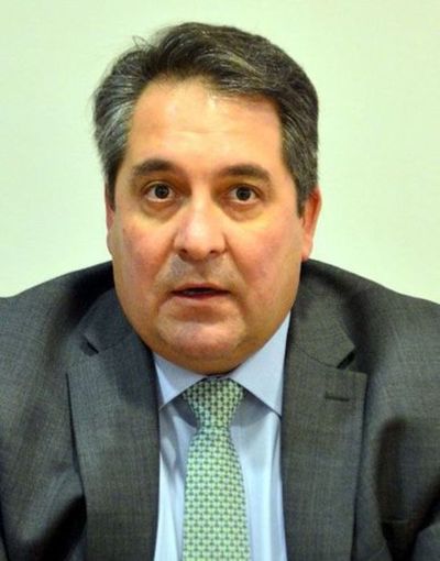 Denuncian al presidente de la Dinac por supuesta lesión de confianza - Nacionales - ABC Color