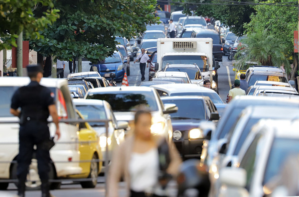 Policía garantizará libre tránsito ante anuncio de movilizaciones | .::Agencia IP::.