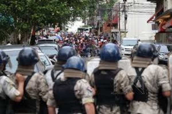 HOY / Obsesión oficialista por cerrar como sea el juicio: desde ANR piden no apurar el proceso