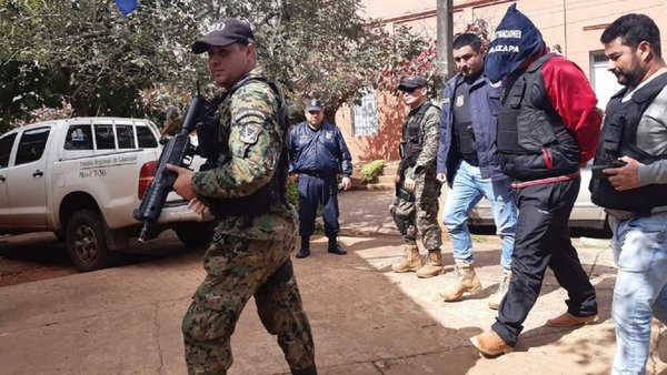 Imputan a uno de los detenidos por el ataque a Junta Departamental de Caazapá » Ñanduti