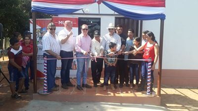 Entregan 60 viviendas en asentamiento de San Pedro