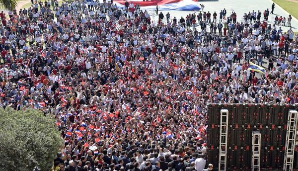 Policía está acuartelada ante semana de manifestaciones - Nacionales - ABC Color