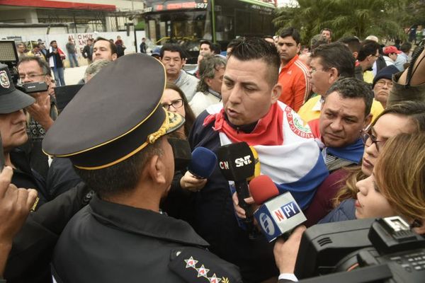 Policía “llama a la cordura” de la ciudadanía ante movilizaciones - Periodísticamente - ABC Color