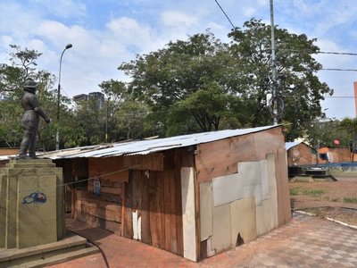 Degradada y sucia recibe Asunción su 482 aniversario de fundación