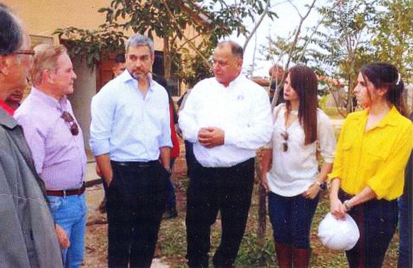 Cuñado de gerente del MUVH erigió unas 300 viviendas con 8 empleados - Economía - ABC Color