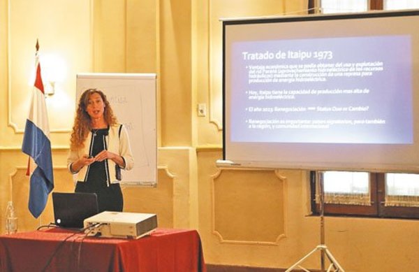 María Antonia Gwynn designada como nueva consejera de Itaipú » Ñanduti
