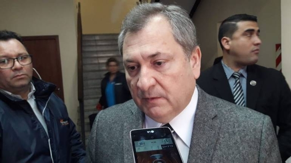 HOY / Defienden aumento de presupuesto para  salarios y obras