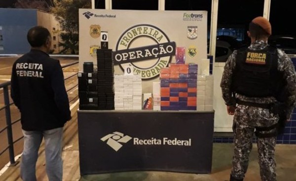 Retienen celulares por valor de R$ 70.000 en aduana brasileña