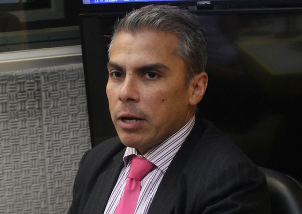 “Referentes del PDP deben salir del Gobierno si apoyan el juicio político”