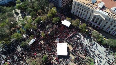 Miles de colarados dicen “no al juicio político” - Nacionales - ABC Color