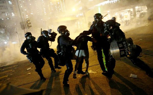 La ONU pide investigar el uso ilegal de medidas antidisturbios en Hong Kong - Mundo - ABC Color