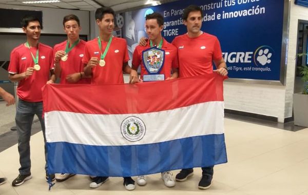 Campeones con la Copa en casa - Deportes - ABC Color