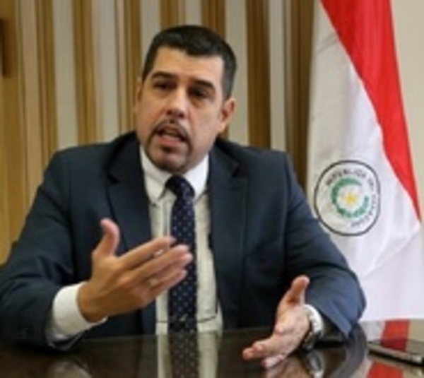 Fabián Domínguez asume Dirección Financiera de Itaipú - Paraguay.com